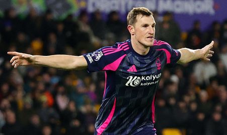 足球作为一 足球作为一